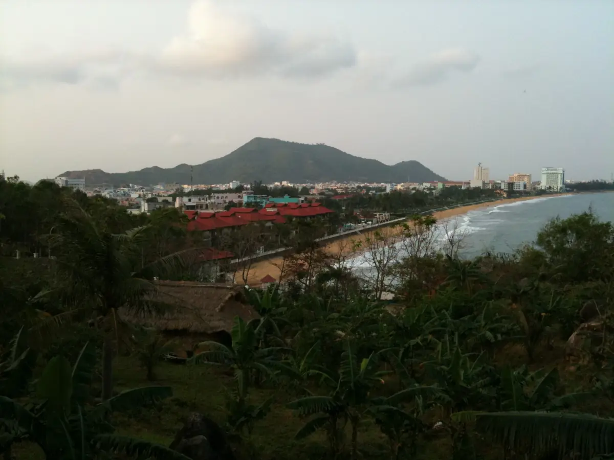 Vue sur Quy Nhon et sa baie